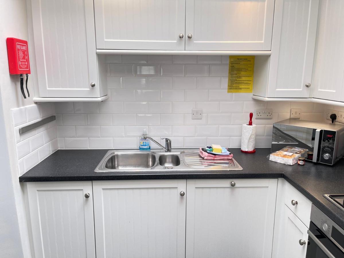 37 Trenwith Place, Charming Family Home & Garden! St Ives Dış mekan fotoğraf