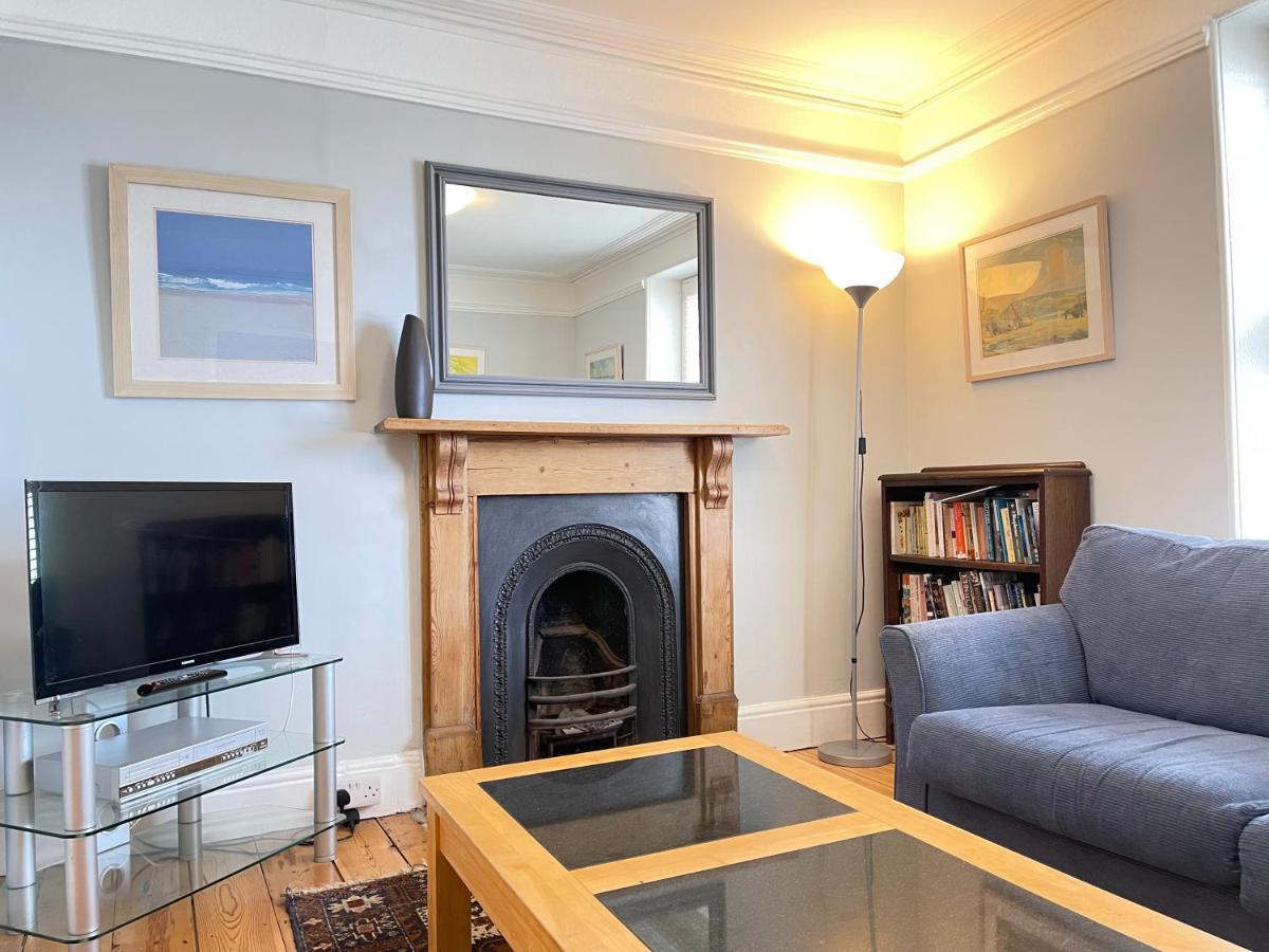 37 Trenwith Place, Charming Family Home & Garden! St Ives Dış mekan fotoğraf