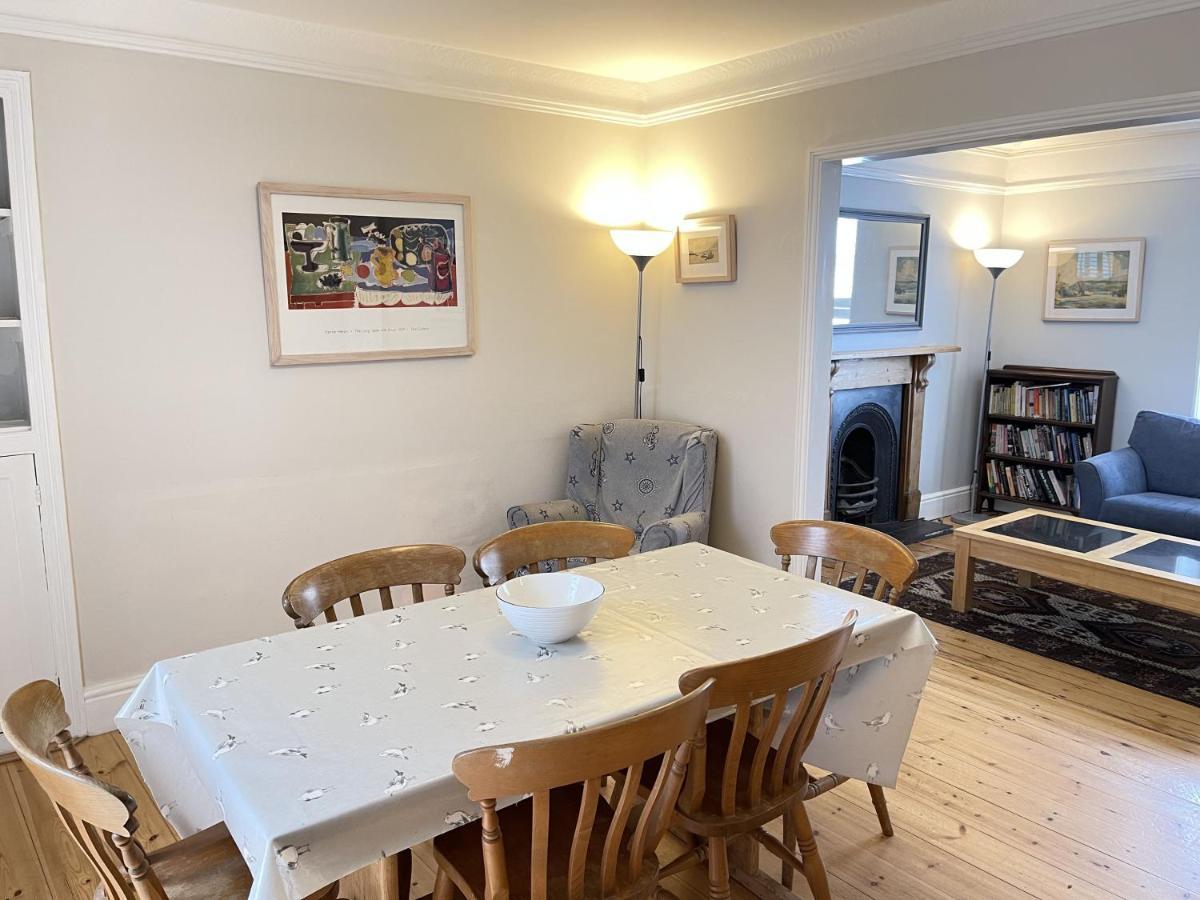 37 Trenwith Place, Charming Family Home & Garden! St Ives Dış mekan fotoğraf